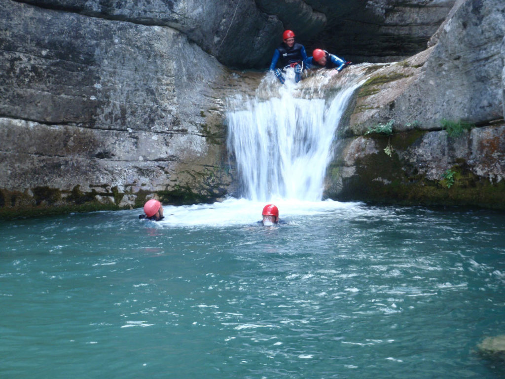Journee-canyoning-La-Lance-Aboard-rafting