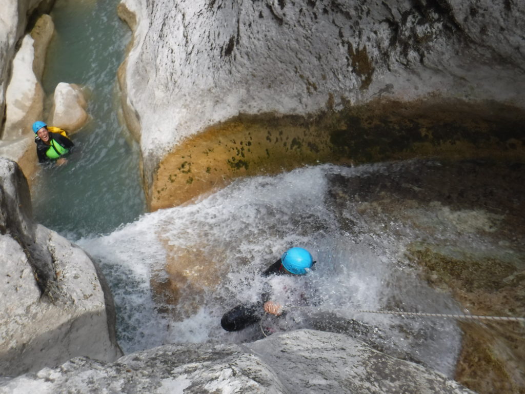 photo pendant le parcours CANYON GOURS DU RAY canyoning